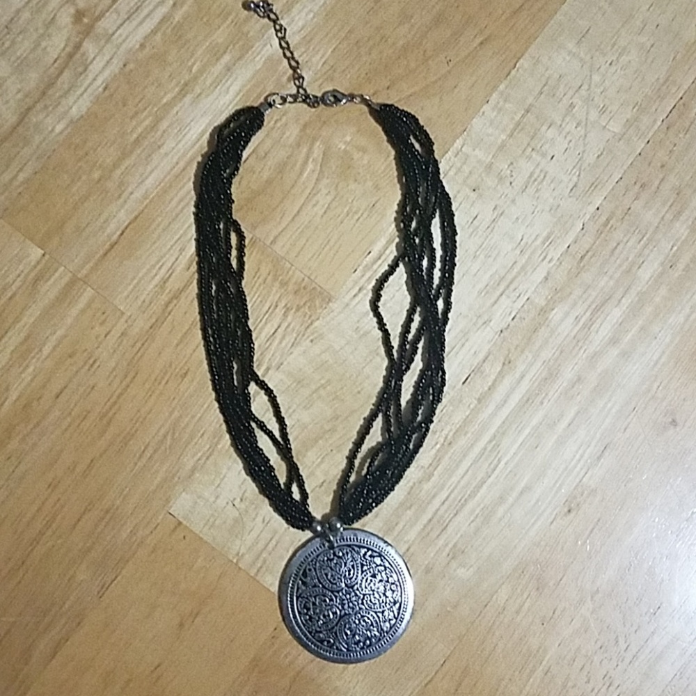 Beaded necklace